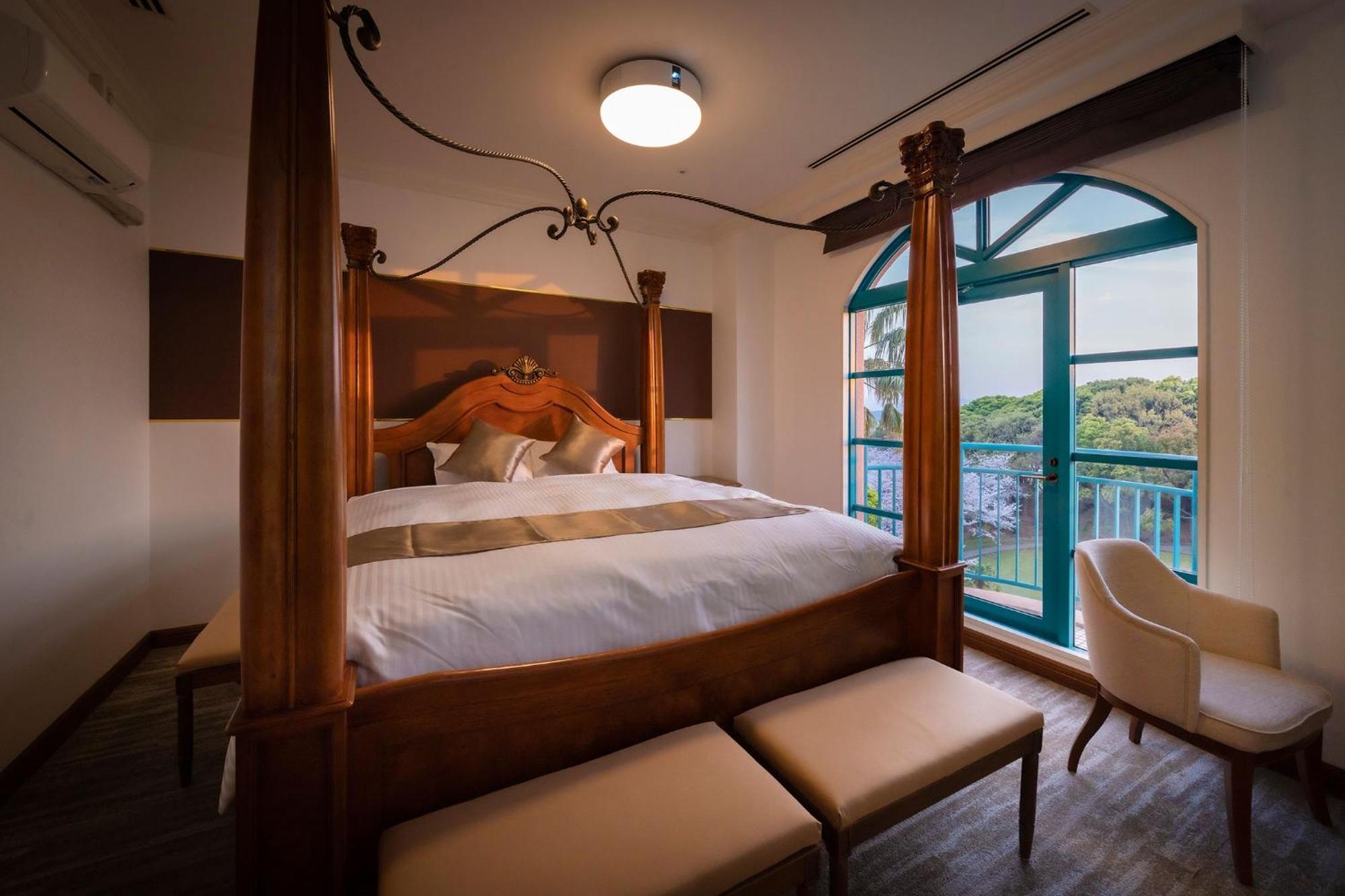 Ooedo Onsen Monogatari Premium Saikaibashi Hotell Sasebo Exteriör bild