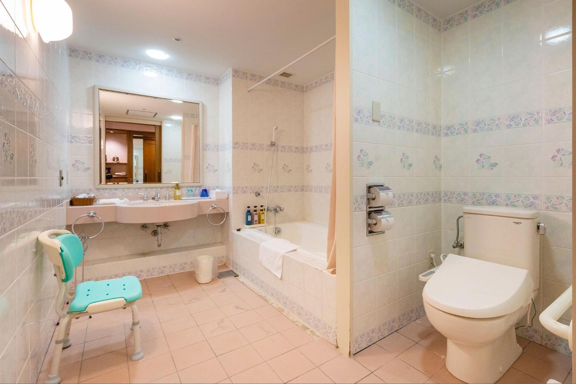 Ooedo Onsen Monogatari Premium Saikaibashi Hotell Sasebo Exteriör bild